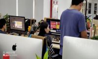 老用户送延保，魅族15直降800？黄章：这么好的手机不会有了