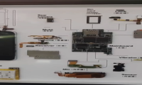 不可思议 iphone4被制成标本售卖果粉钱也太好赚啦