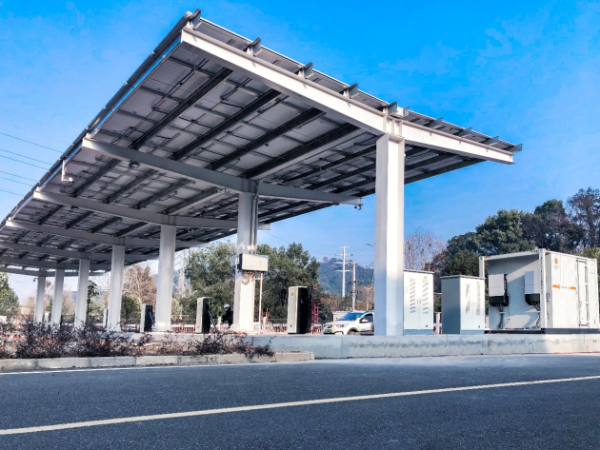 绿电10万度，减少碳排放100吨​！星星充电主导光储充一体化充电站成功上线