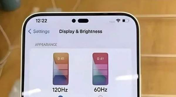  再换新模具？iPhone14前置镜头或将采用感叹号设计