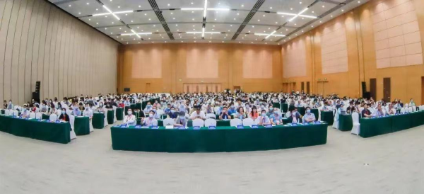 白云山汉方助力第十三届化学制药国际峰会顺利召开