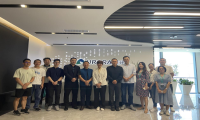 中国互联网协会副秘书长裴玮一行到访极光考察指导