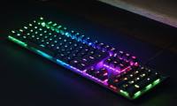 闪转腾挪绝地反杀 HyperX起源系列RGB游戏机械键盘