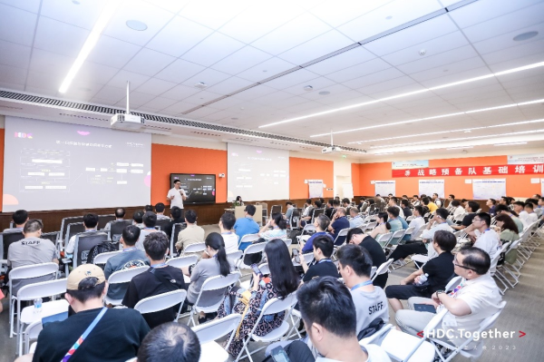 HarmonyOS SDK开放能力，服务鸿蒙生态建设，打造优质应用体验